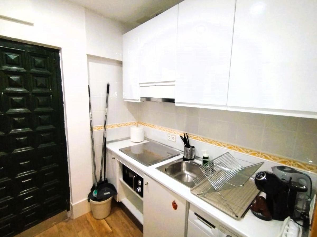 Puerta Del Sol - Apartamento Para 6 มาดริด ภายนอก รูปภาพ