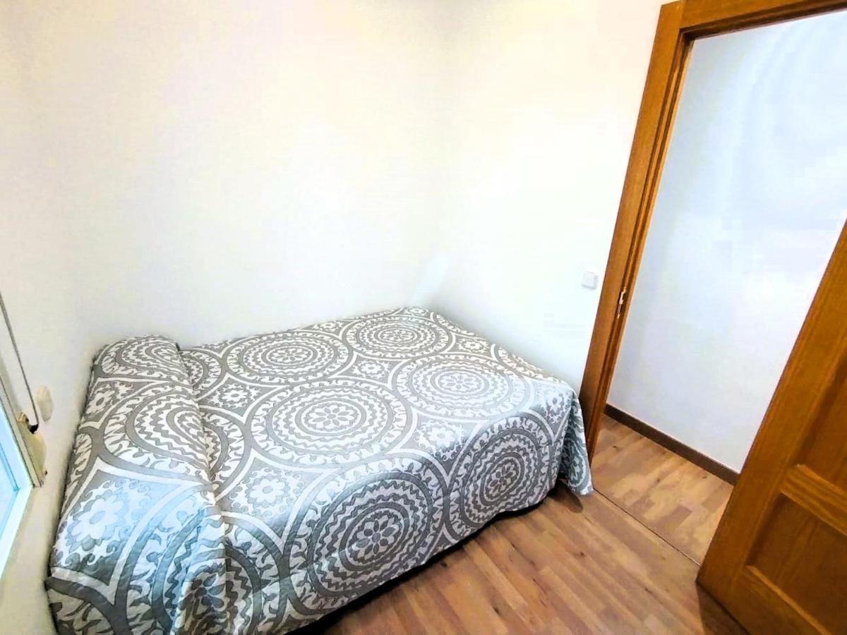 Puerta Del Sol - Apartamento Para 6 มาดริด ภายนอก รูปภาพ