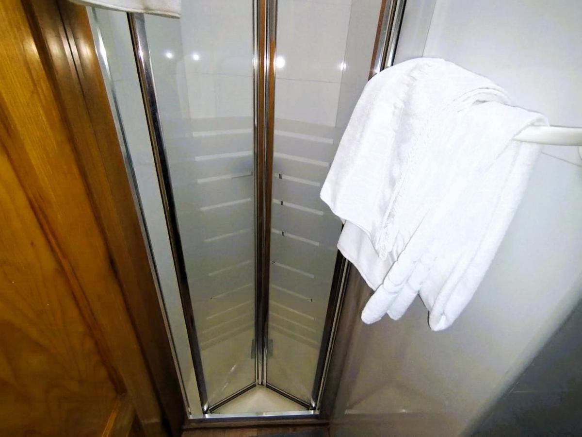 Puerta Del Sol - Apartamento Para 6 มาดริด ภายนอก รูปภาพ