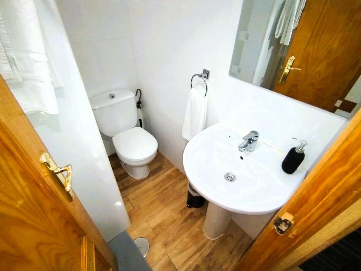 Puerta Del Sol - Apartamento Para 6 มาดริด ภายนอก รูปภาพ
